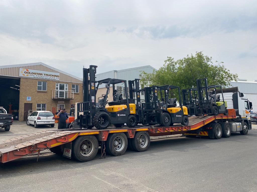Goldstar Trucking Forklifts